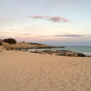 Casa Del Mirto Bianco , Chia Italia